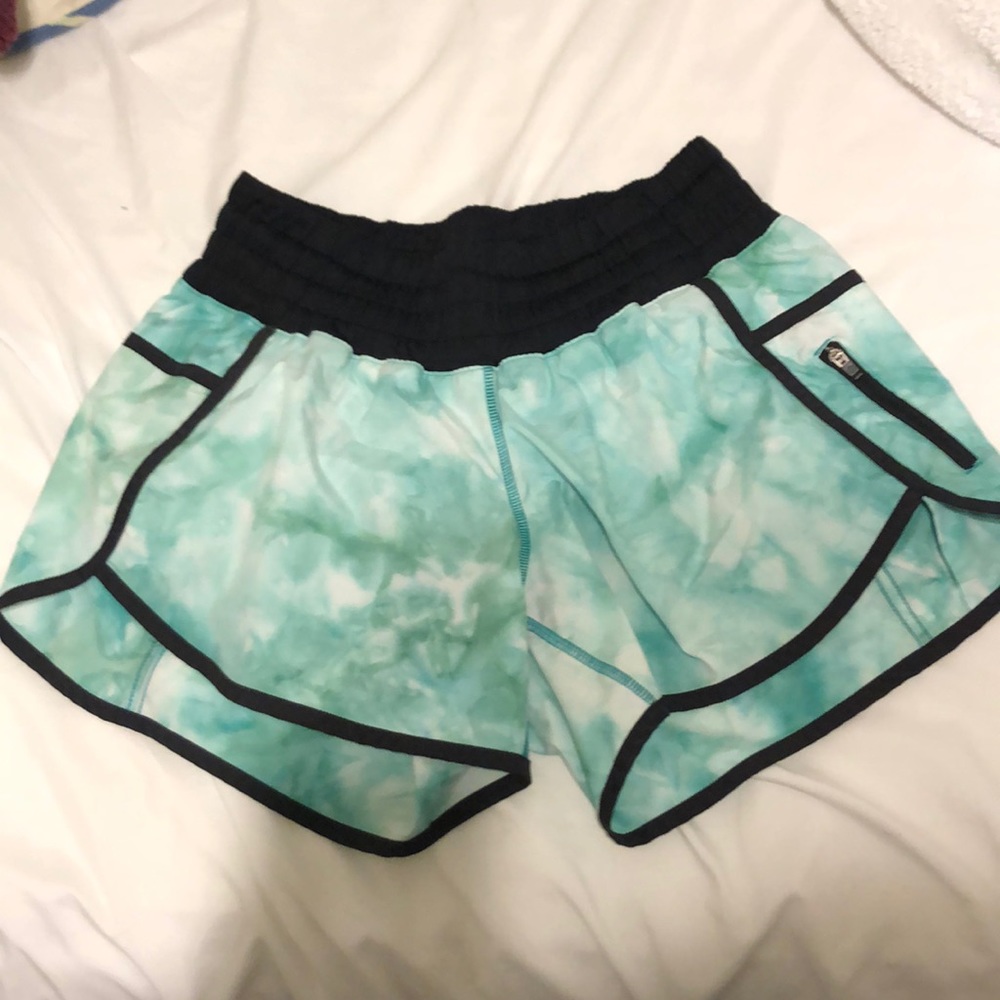 Lululemon Green/Blue  shorts 4” with liner